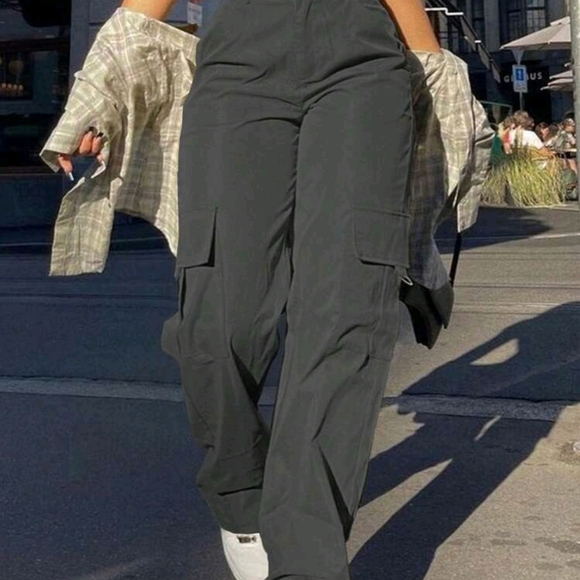 SHEIN Dark Gray Cargo Pants for Women - Picture 1 of 4